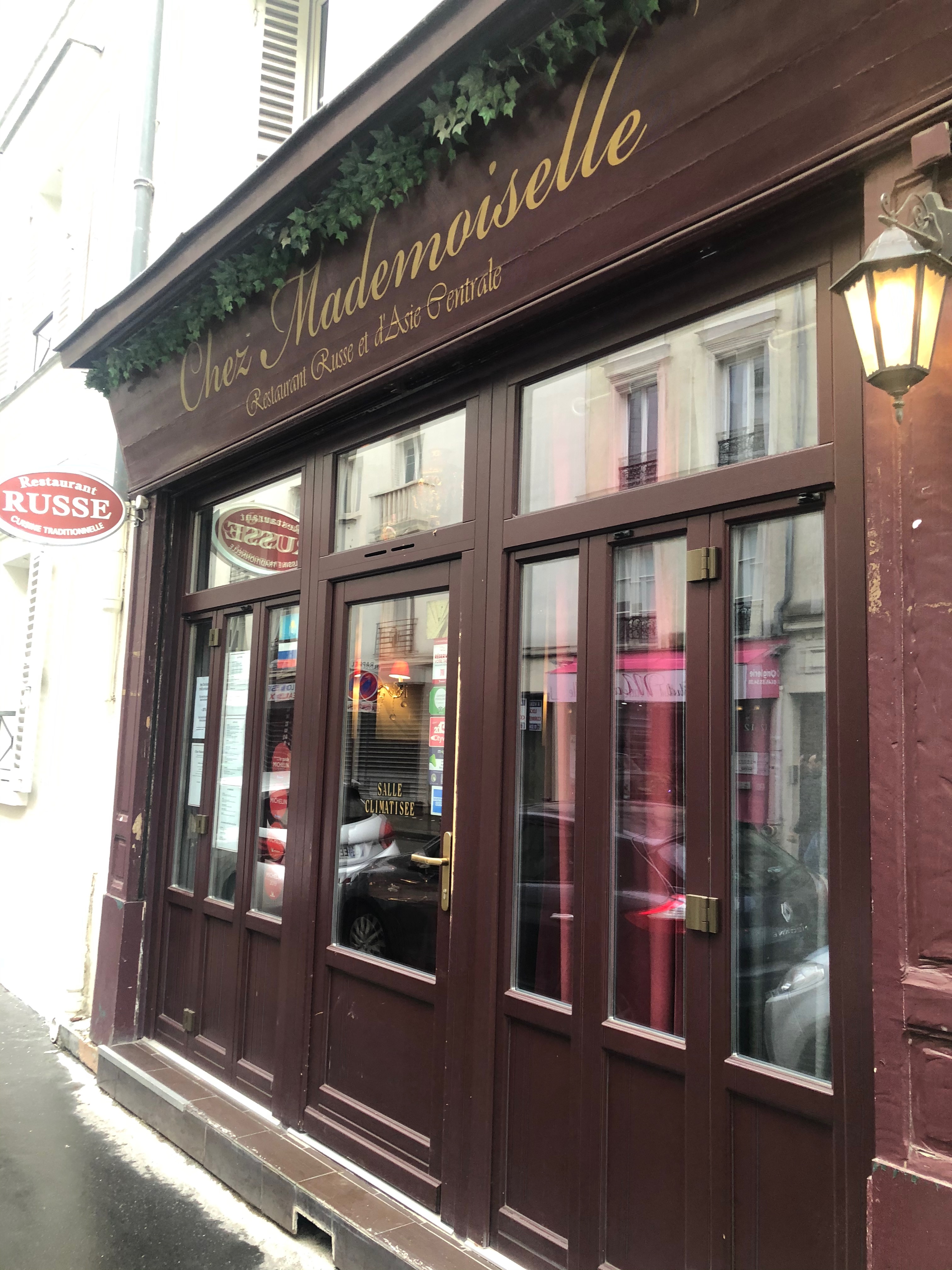 Restaurant Chez Mademoiselle, Paris 15ème, Cuisine russe